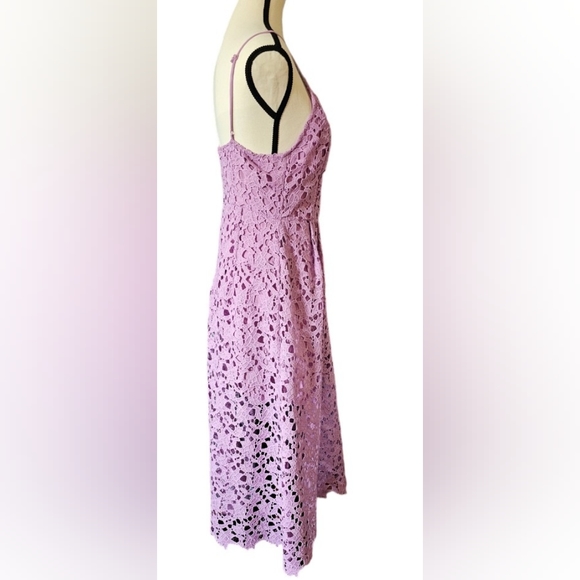 ASTR The Label Lilac Lace Crochet Midi Dress A-Line Sleeveless V-Neck Size Large - Picture 2 of 13